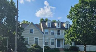 8207 PEGGYS CT, GAINESVILLE, Virginia 20155, 5 Bedrooms Bedrooms, ,3 BathroomsBathrooms,Residential,For sale,8207 PEGGYS CT,VAPW2098290 MLS # VAPW2098290