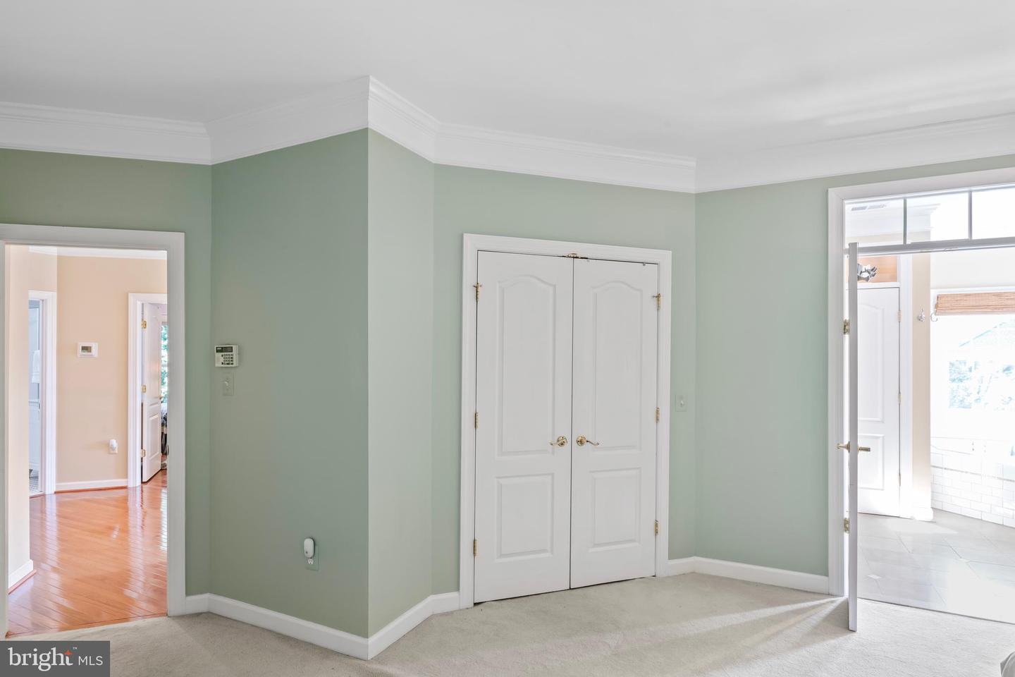 20548 TIDEWATER, STERLING, Virginia 20165, 5 Bedrooms Bedrooms, ,3 BathroomsBathrooms,Residential,For sale,20548 TIDEWATER,VALO2100904 MLS # VALO2100904