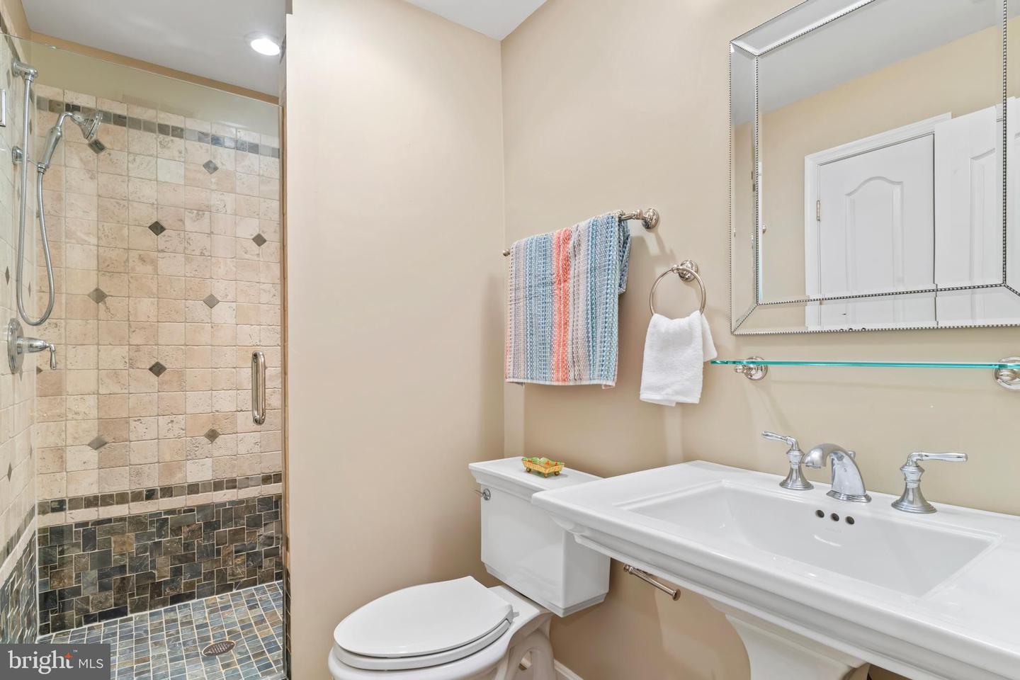 20548 TIDEWATER, STERLING, Virginia 20165, 5 Bedrooms Bedrooms, ,3 BathroomsBathrooms,Residential,For sale,20548 TIDEWATER,VALO2100904 MLS # VALO2100904