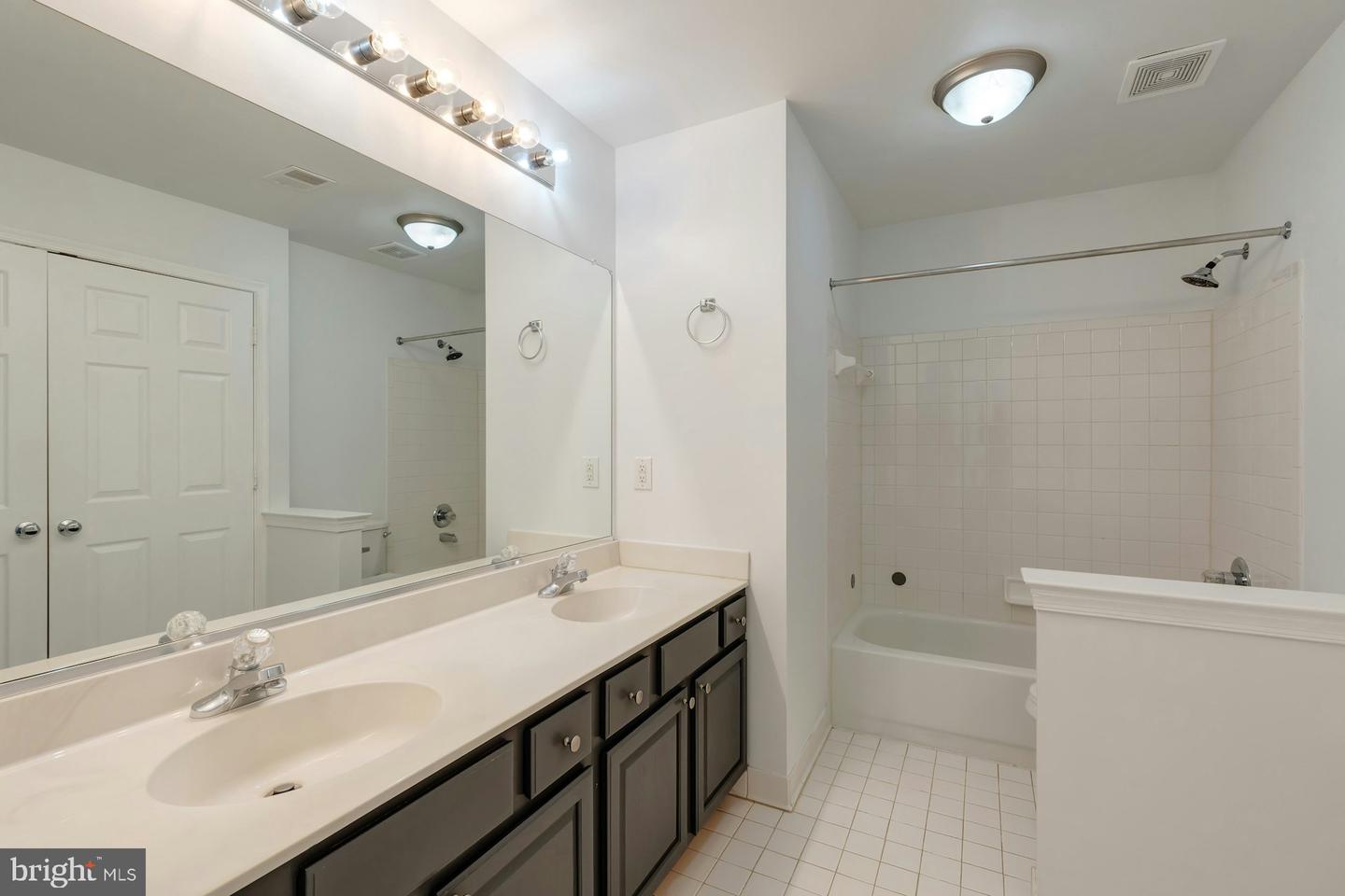 1518 SUMMERSET PL, HERNDON, Virginia 20170, 4 Bedrooms Bedrooms, ,3 BathroomsBathrooms,Residential,For sale,1518 SUMMERSET PL,VAFX2252780 MLS # VAFX2252780