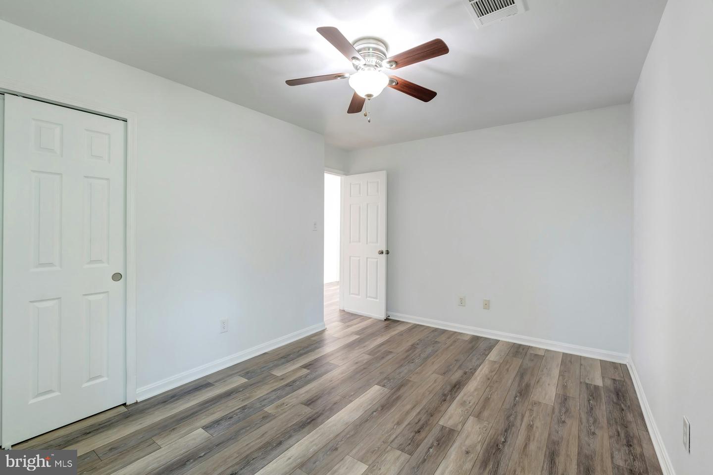 1518 SUMMERSET PL, HERNDON, Virginia 20170, 4 Bedrooms Bedrooms, ,3 BathroomsBathrooms,Residential,For sale,1518 SUMMERSET PL,VAFX2252780 MLS # VAFX2252780