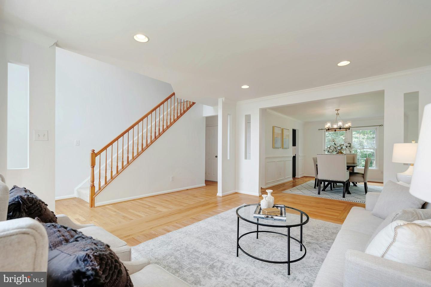 1518 SUMMERSET PL, HERNDON, Virginia 20170, 4 Bedrooms Bedrooms, ,3 BathroomsBathrooms,Residential,For sale,1518 SUMMERSET PL,VAFX2252780 MLS # VAFX2252780