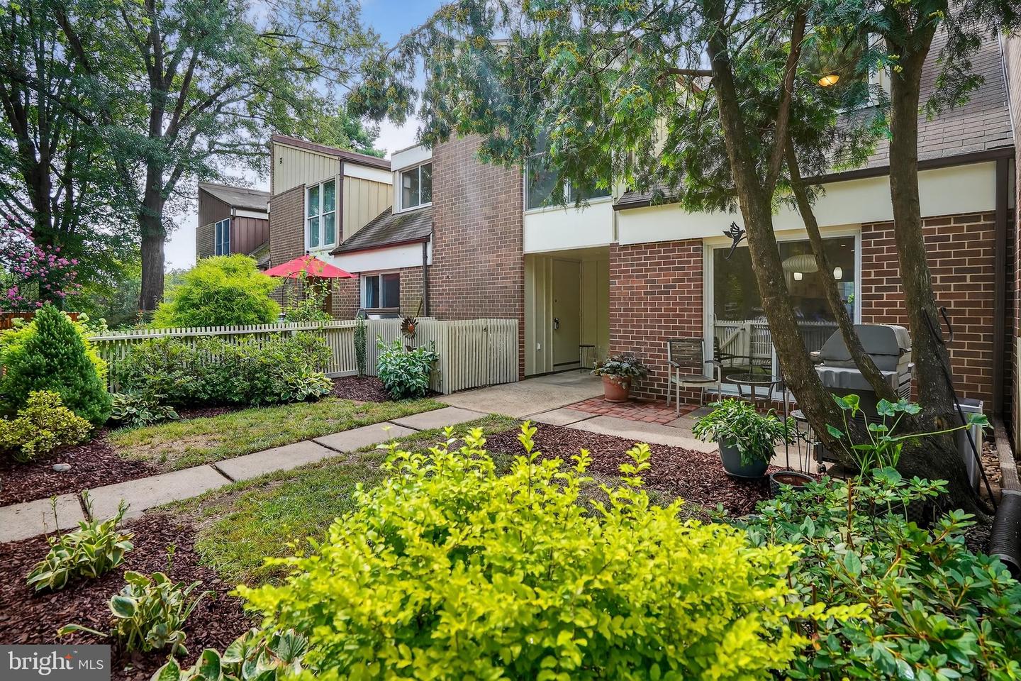 11559 LINKS DR, RESTON, Virginia 20190, 4 Bedrooms Bedrooms, ,2 BathroomsBathrooms,Residential,For sale,11559 LINKS DR,VAFX2252956 MLS # VAFX2252956