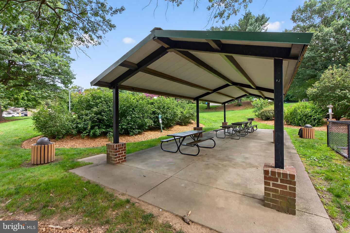 11559 LINKS DR, RESTON, Virginia 20190, 4 Bedrooms Bedrooms, ,2 BathroomsBathrooms,Residential,For sale,11559 LINKS DR,VAFX2252956 MLS # VAFX2252956
