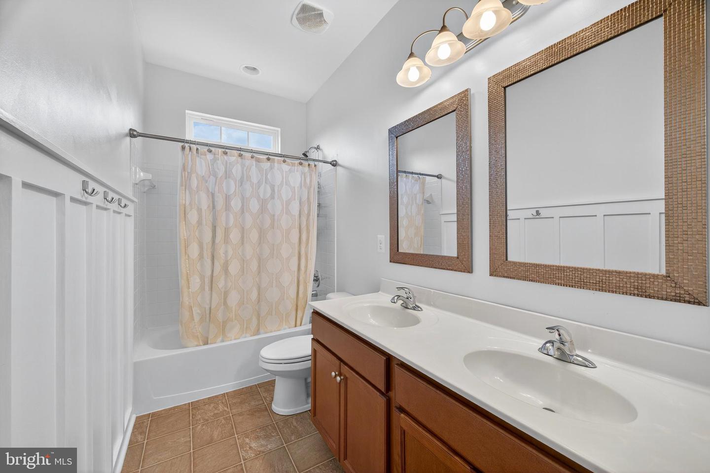 110 SETTING SUN CT, STEPHENSON, Virginia 22656, 5 Bedrooms Bedrooms, ,3 BathroomsBathrooms,Residential,For sale,110 SETTING SUN CT,VAFV2035228 MLS # VAFV2035228