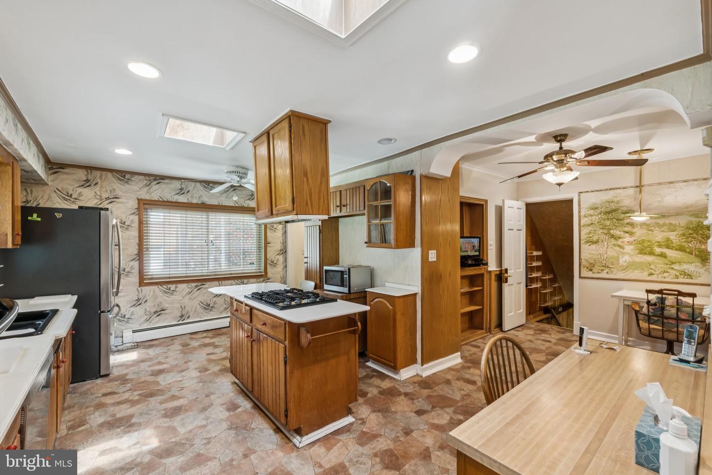1626 VARNUM PL NE, WASHINGTON, District Of Columbia 20017, 3 Bedrooms Bedrooms, ,3 BathroomsBathrooms,Residential,For sale,1626 VARNUM PL NE,DCDC2208796 MLS # DCDC2208796