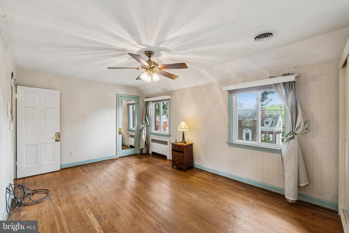 1626 VARNUM PL NE, WASHINGTON, District Of Columbia 20017, 3 Bedrooms Bedrooms, ,3 BathroomsBathrooms,Residential,For sale,1626 VARNUM PL NE,DCDC2208796 MLS # DCDC2208796