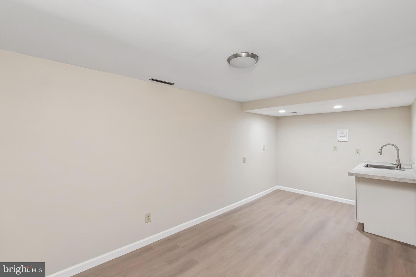 1626 VARNUM PL NE, WASHINGTON, District Of Columbia 20017, 3 Bedrooms Bedrooms, ,3 BathroomsBathrooms,Residential,For sale,1626 VARNUM PL NE,DCDC2208796 MLS # DCDC2208796