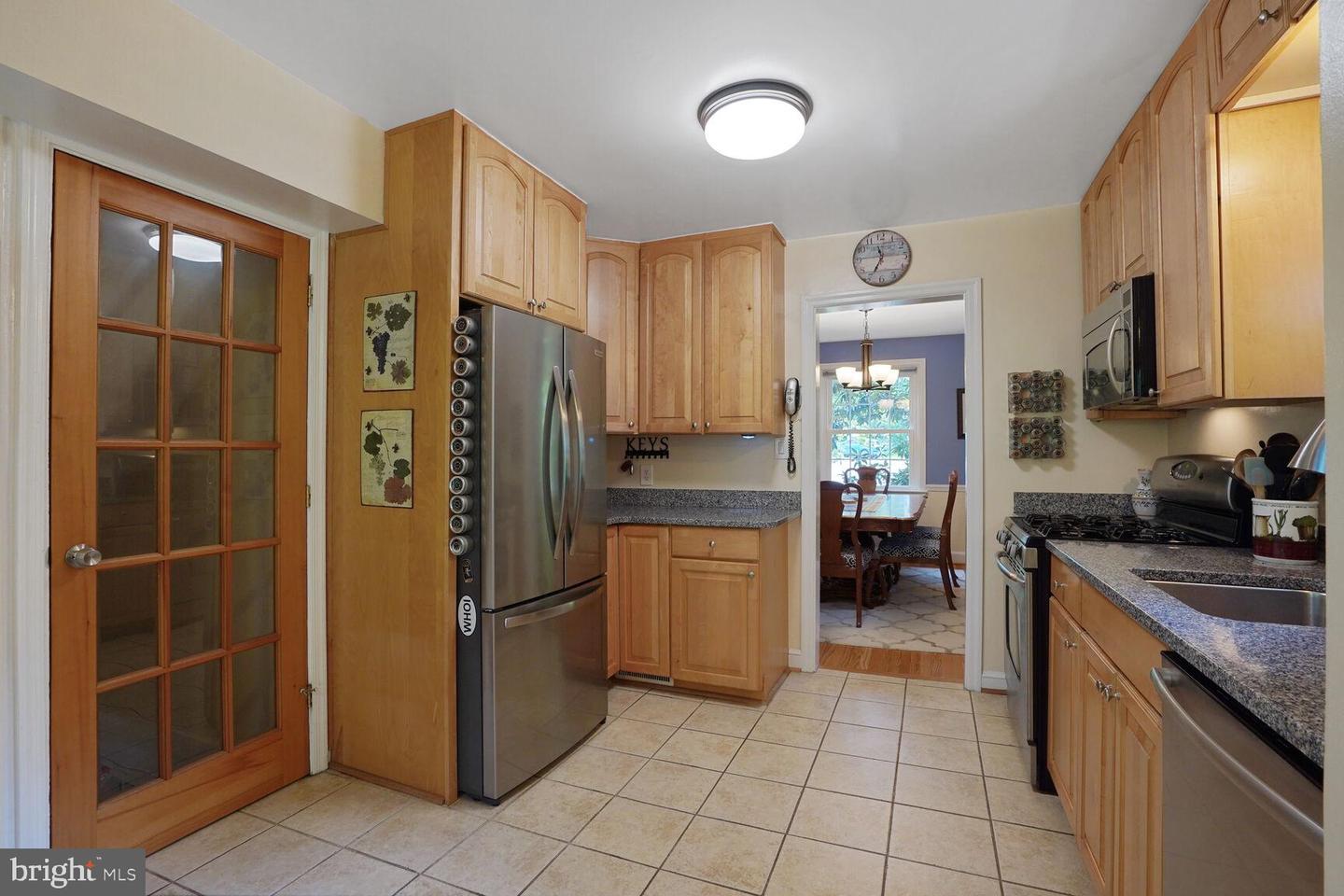 104 N GALVESTON ST, ARLINGTON, Virginia 22203, 4 Bedrooms Bedrooms, ,3 BathroomsBathrooms,Residential,For sale,104 N GALVESTON ST,VAAR2060150 MLS # VAAR2060150
