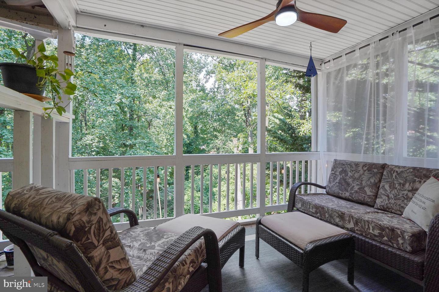104 N GALVESTON ST, ARLINGTON, Virginia 22203, 4 Bedrooms Bedrooms, ,3 BathroomsBathrooms,Residential,For sale,104 N GALVESTON ST,VAAR2060150 MLS # VAAR2060150