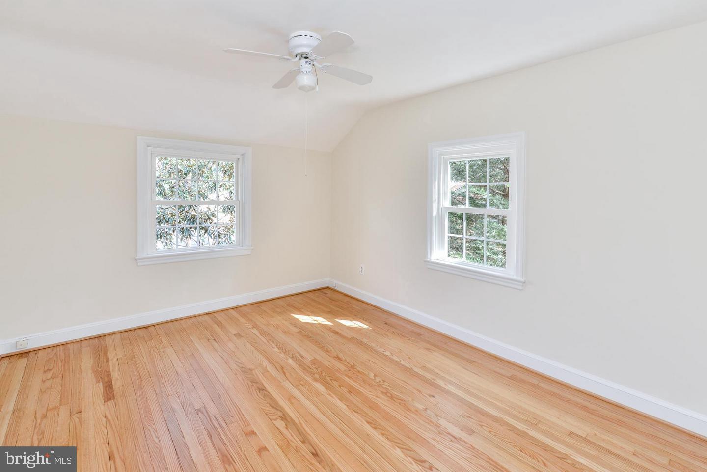 104 N GALVESTON ST, ARLINGTON, Virginia 22203, 4 Bedrooms Bedrooms, ,3 BathroomsBathrooms,Residential,For sale,104 N GALVESTON ST,VAAR2060150 MLS # VAAR2060150