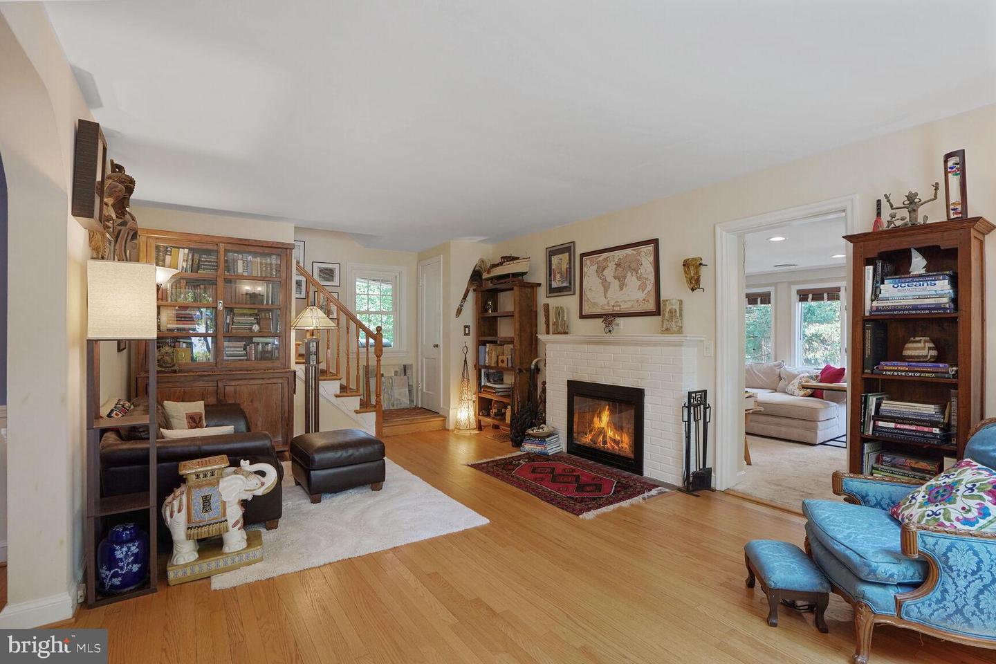 104 N GALVESTON ST, ARLINGTON, Virginia 22203, 4 Bedrooms Bedrooms, ,3 BathroomsBathrooms,Residential,For sale,104 N GALVESTON ST,VAAR2060150 MLS # VAAR2060150