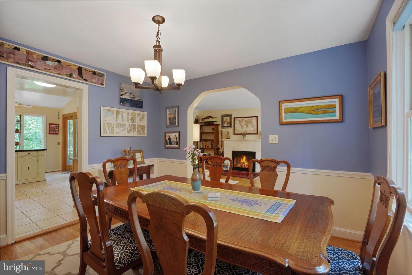 104 N GALVESTON ST, ARLINGTON, Virginia 22203, 4 Bedrooms Bedrooms, ,3 BathroomsBathrooms,Residential,For sale,104 N GALVESTON ST,VAAR2060150 MLS # VAAR2060150