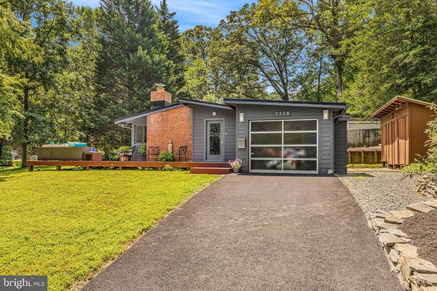 3338 ELM TER, FALLS CHURCH, Virginia 22042, 3 Bedrooms Bedrooms, ,2 BathroomsBathrooms,Residential,For sale,3338 ELM TER,VAFX2253370 MLS # VAFX2253370
