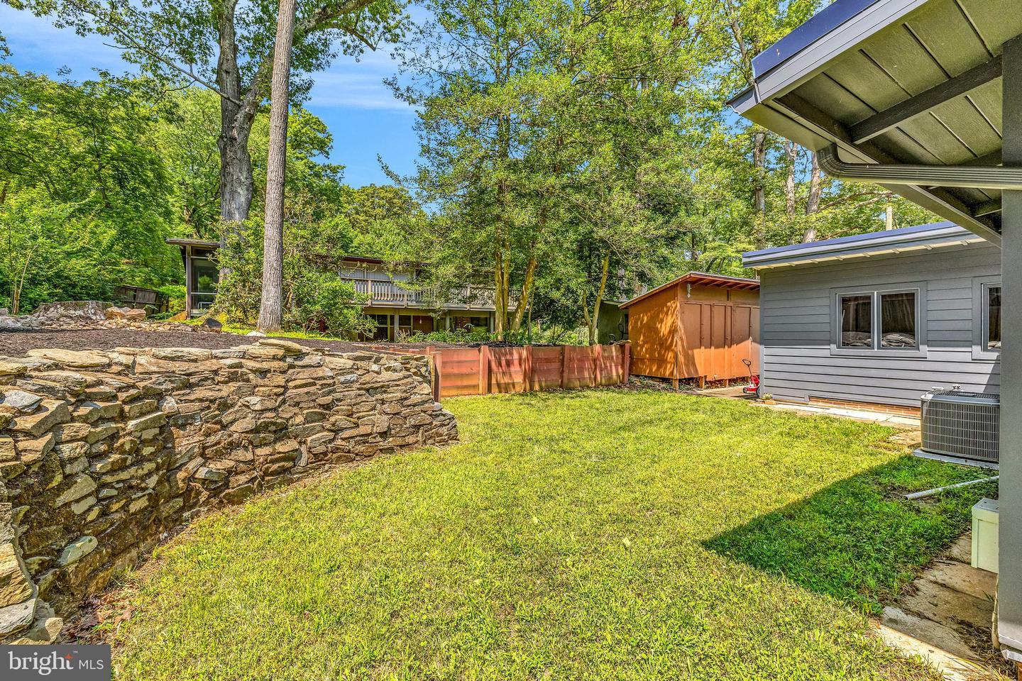 3338 ELM TER, FALLS CHURCH, Virginia 22042, 3 Bedrooms Bedrooms, ,2 BathroomsBathrooms,Residential,For sale,3338 ELM TER,VAFX2253370 MLS # VAFX2253370
