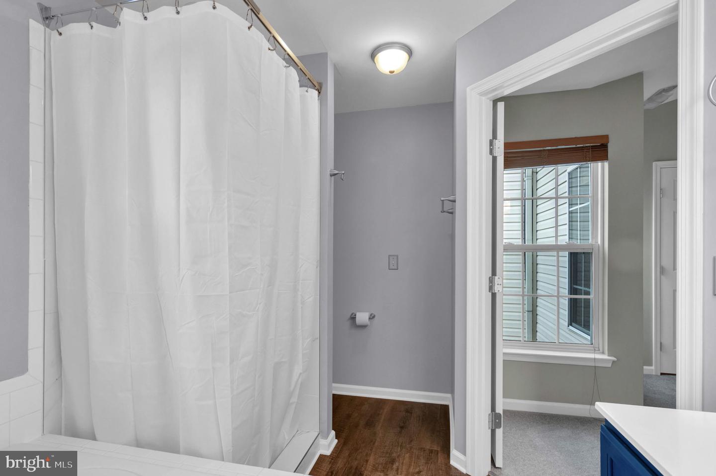 221 SHIRLEY SQ SE, LEESBURG, Virginia 20175, 3 Bedrooms Bedrooms, ,3 BathroomsBathrooms,Residential,For sale,221 SHIRLEY SQ SE,VALO2101222 MLS # VALO2101222