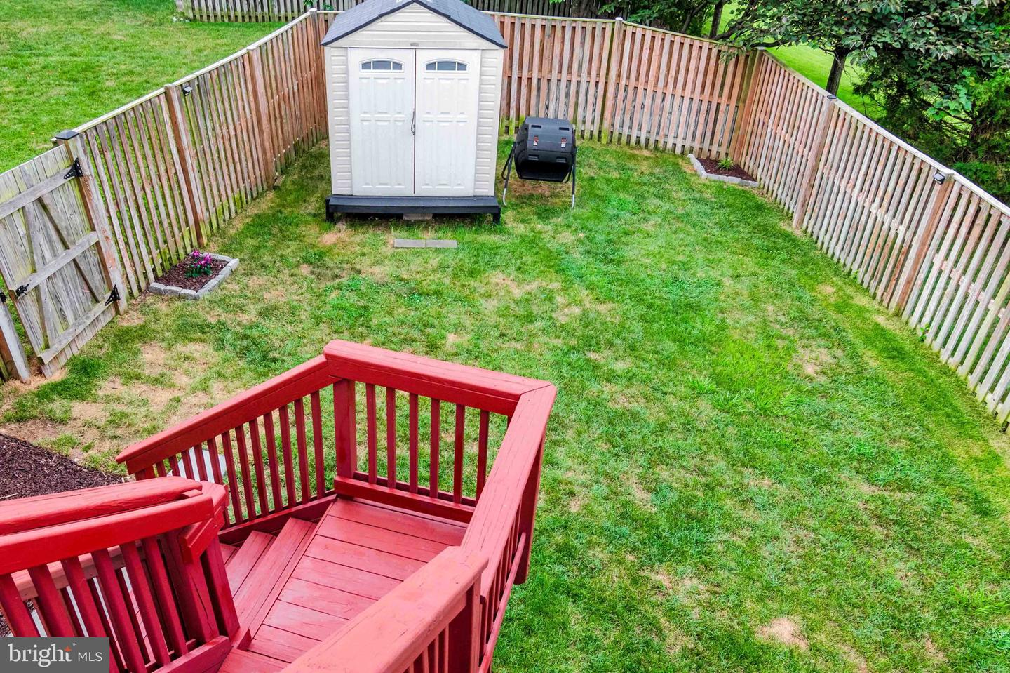 221 SHIRLEY SQ SE, LEESBURG, Virginia 20175, 3 Bedrooms Bedrooms, ,3 BathroomsBathrooms,Residential,For sale,221 SHIRLEY SQ SE,VALO2101222 MLS # VALO2101222