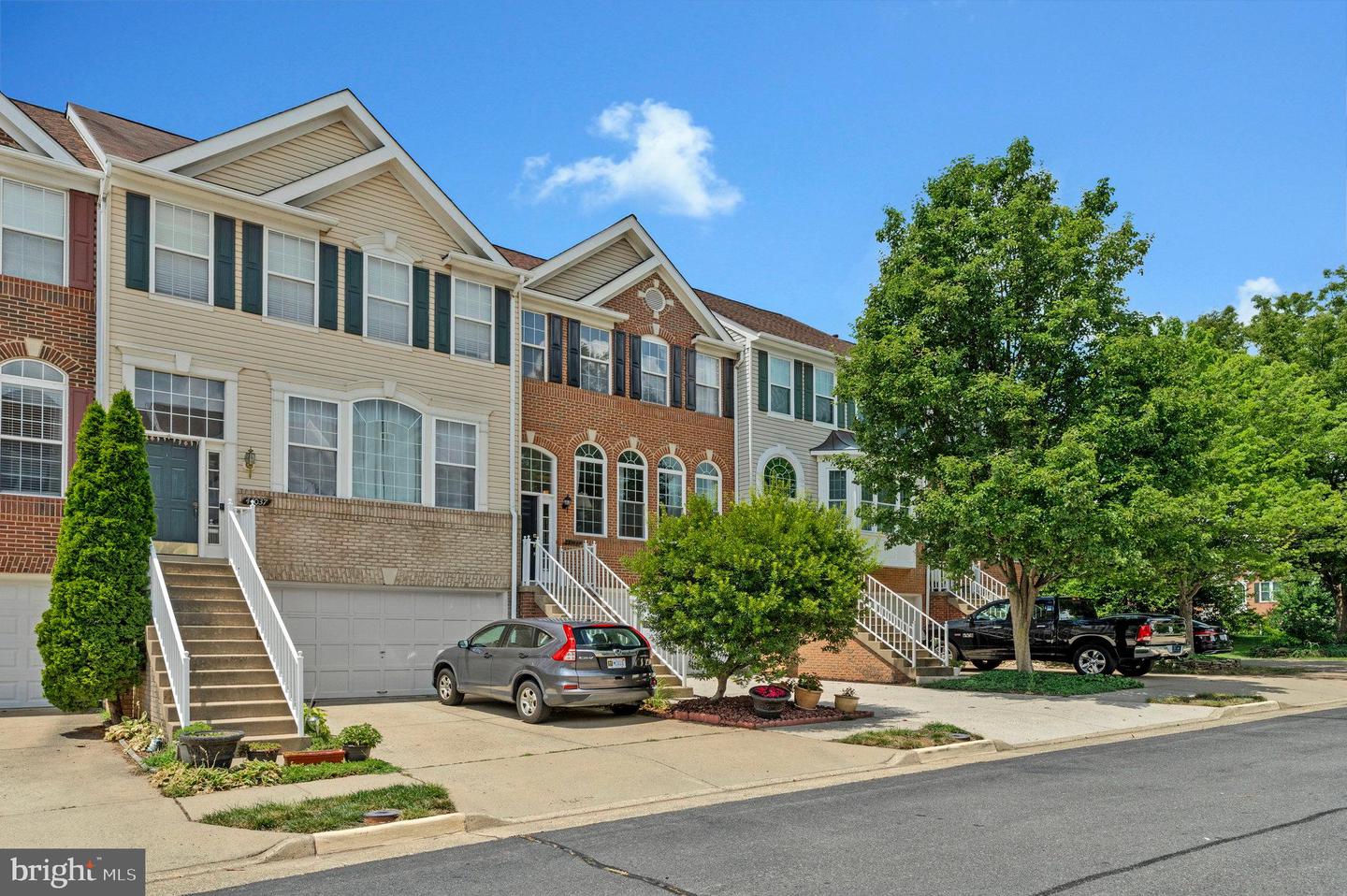 44035 RISING SUN TER, ASHBURN, Virginia 20147, 3 Bedrooms Bedrooms, ,2 BathroomsBathrooms,Residential,For sale,44035 RISING SUN TER,VALO2101250 MLS # VALO2101250