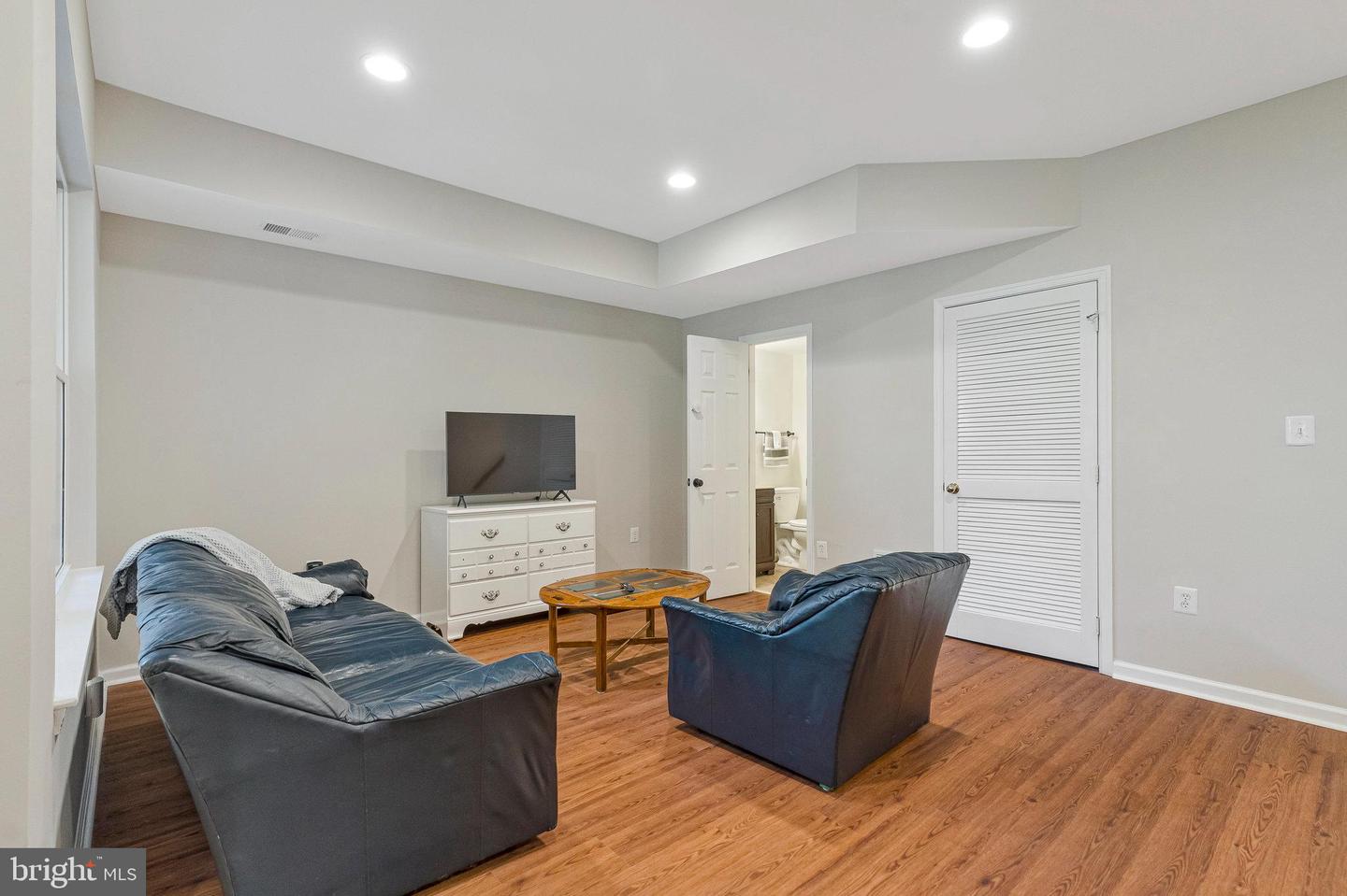 44035 RISING SUN TER, ASHBURN, Virginia 20147, 3 Bedrooms Bedrooms, ,2 BathroomsBathrooms,Residential,For sale,44035 RISING SUN TER,VALO2101250 MLS # VALO2101250