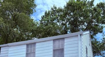 2626 FARMINGTON DR, ALEXANDRIA, Virginia 22303, 2 Bedrooms Bedrooms, ,1 BathroomBathrooms,Residential,For sale,2626 FARMINGTON DR,VAFX2253548 MLS # VAFX2253548