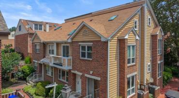 1109 N VERNON ST, ARLINGTON, Virginia 22201, 2 Bedrooms Bedrooms, ,2 BathroomsBathrooms,Residential,For sale,1109 N VERNON ST,VAAR2060244 MLS # VAAR2060244