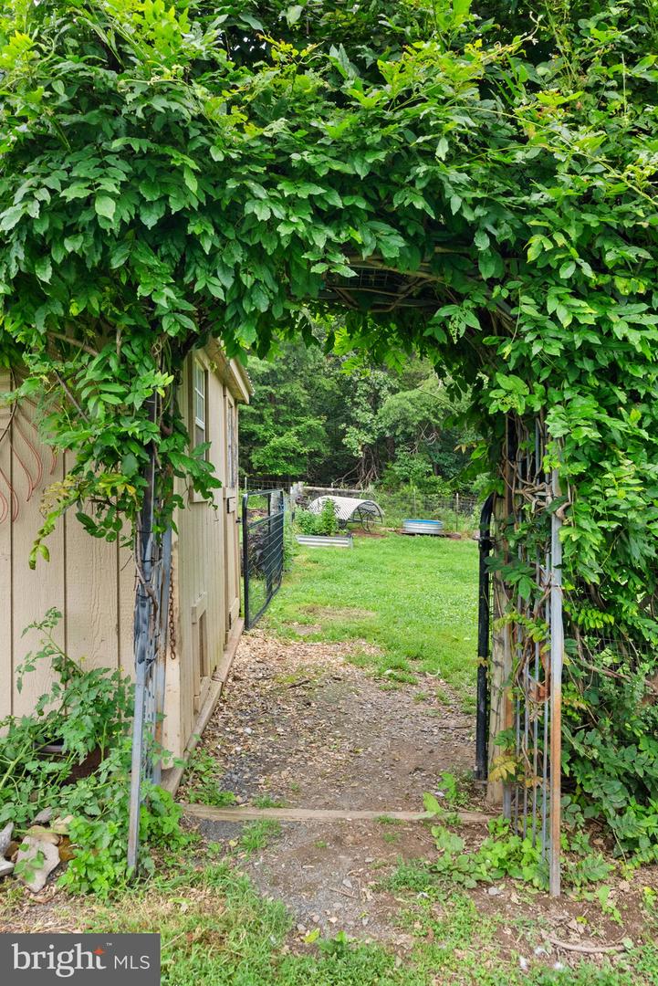 5628 FREE STATE RD, MARSHALL, Virginia 20115, 3 Bedrooms Bedrooms, ,3 BathroomsBathrooms,Residential,For sale,5628 FREE STATE RD,VAFQ2017356 MLS # VAFQ2017356
