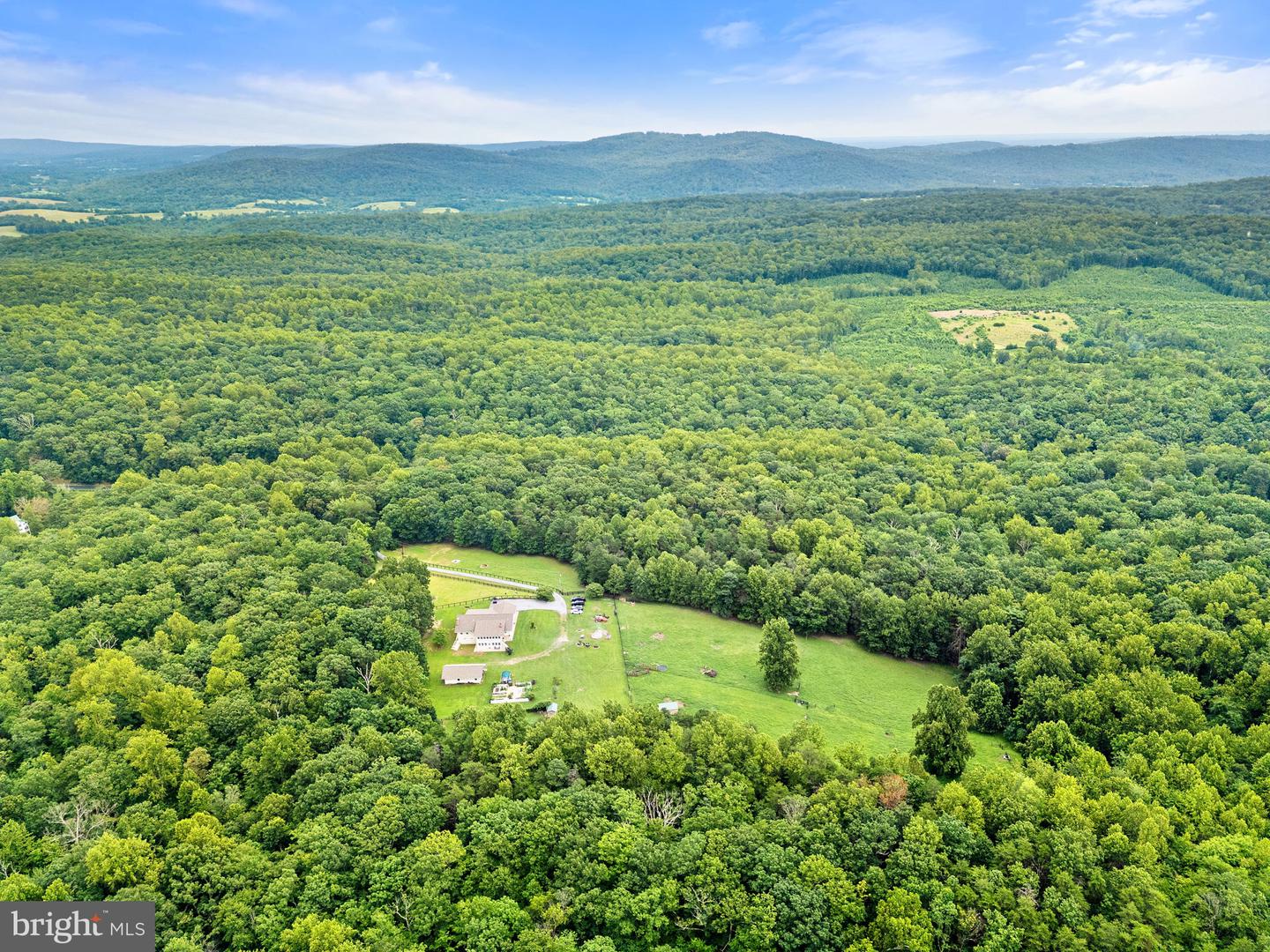 5628 FREE STATE RD, MARSHALL, Virginia 20115, 3 Bedrooms Bedrooms, ,3 BathroomsBathrooms,Residential,For sale,5628 FREE STATE RD,VAFQ2017356 MLS # VAFQ2017356