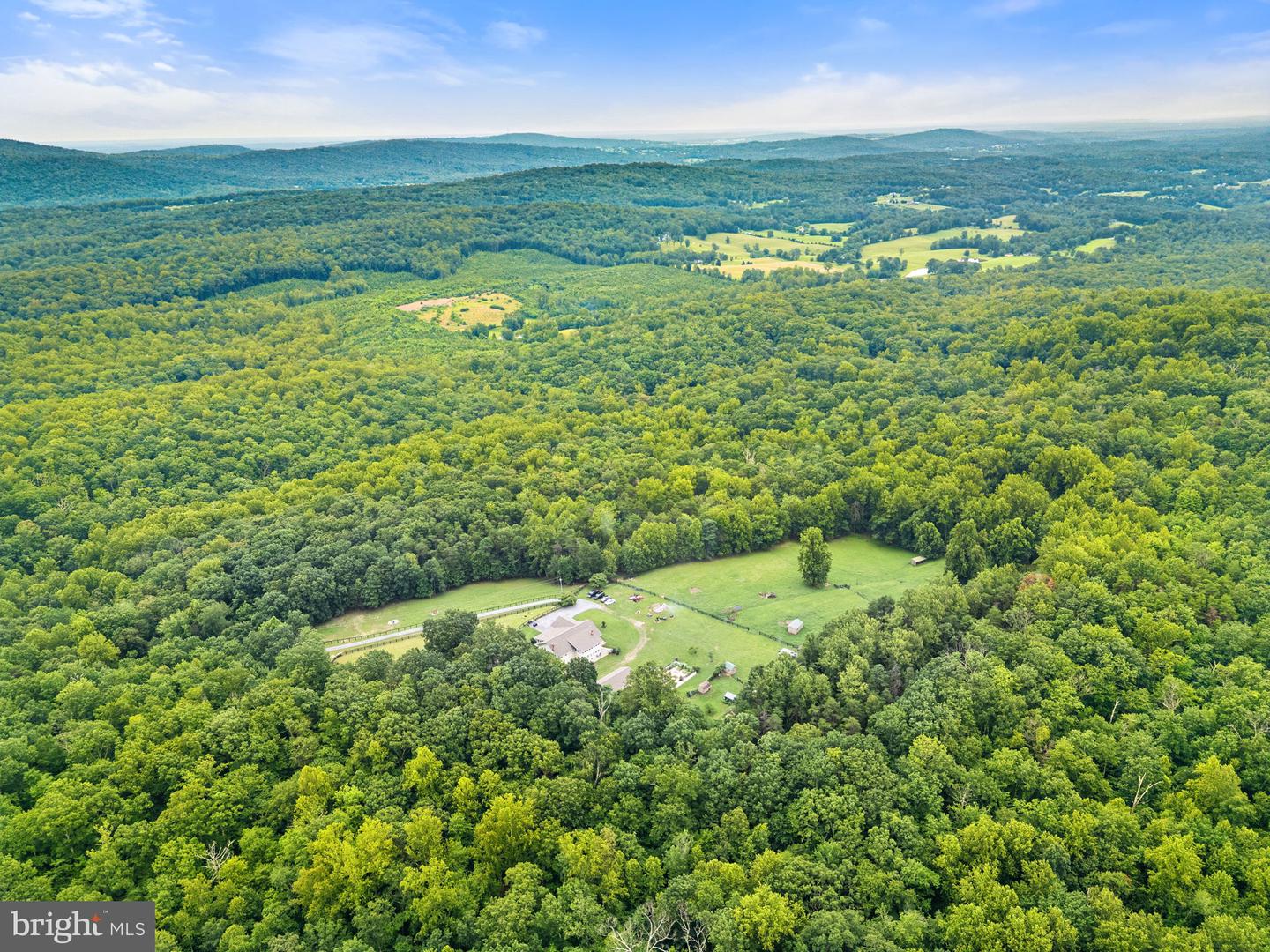 5628 FREE STATE RD, MARSHALL, Virginia 20115, 3 Bedrooms Bedrooms, ,3 BathroomsBathrooms,Residential,For sale,5628 FREE STATE RD,VAFQ2017356 MLS # VAFQ2017356