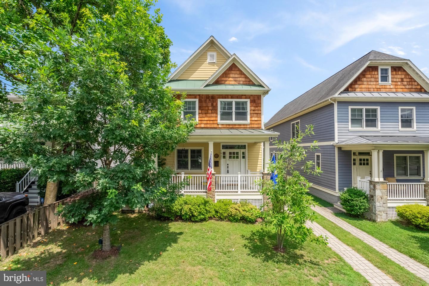 1921 N GEORGE MASON DR, ARLINGTON, Virginia 22207, 4 Bedrooms Bedrooms, ,4 BathroomsBathrooms,Residential,For sale,1921 N GEORGE MASON DR,VAAR2060322 MLS # VAAR2060322
