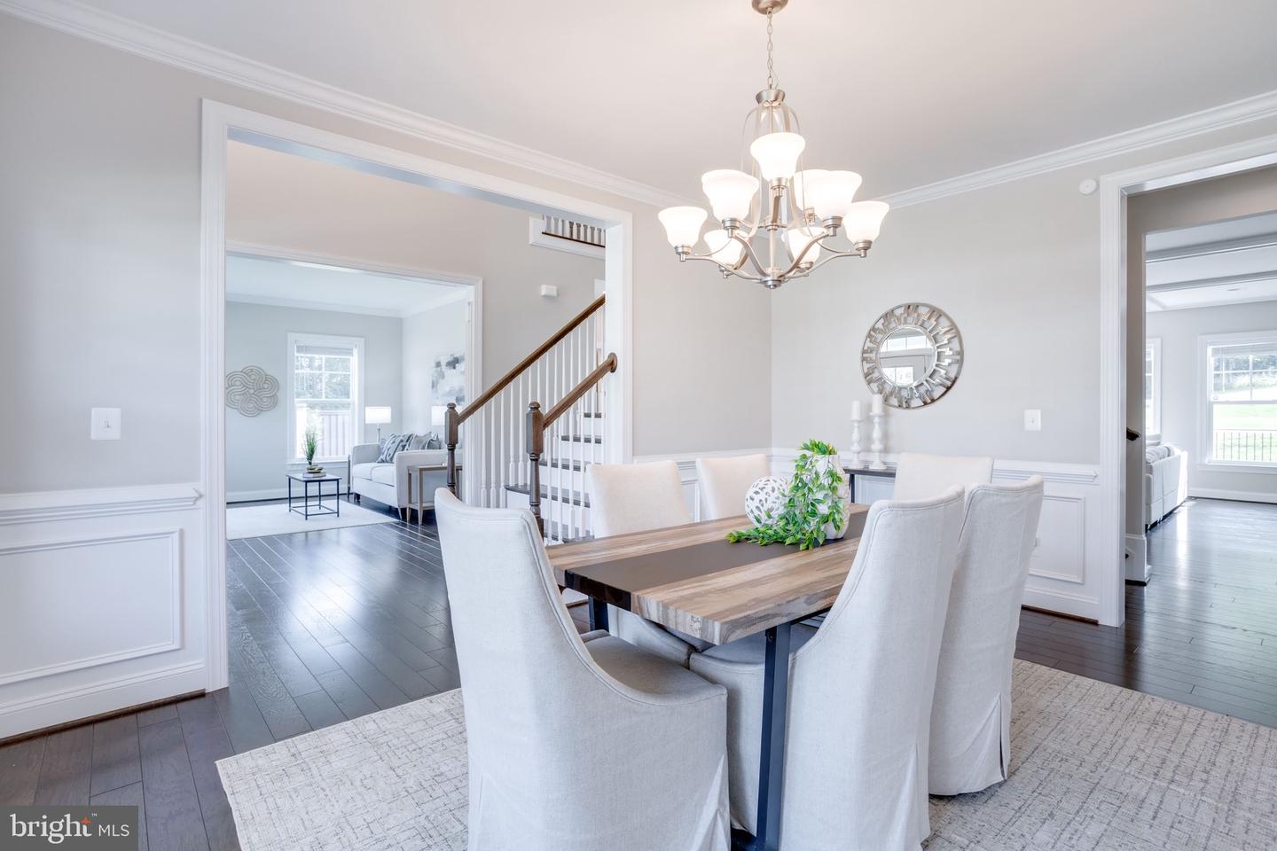 3139 SILVAN WOODS DR, FAIRFAX, Virginia 22031, 7 Bedrooms Bedrooms, ,5 BathroomsBathrooms,Residential,For sale,3139 SILVAN WOODS DR,VAFX2253910 MLS # VAFX2253910
