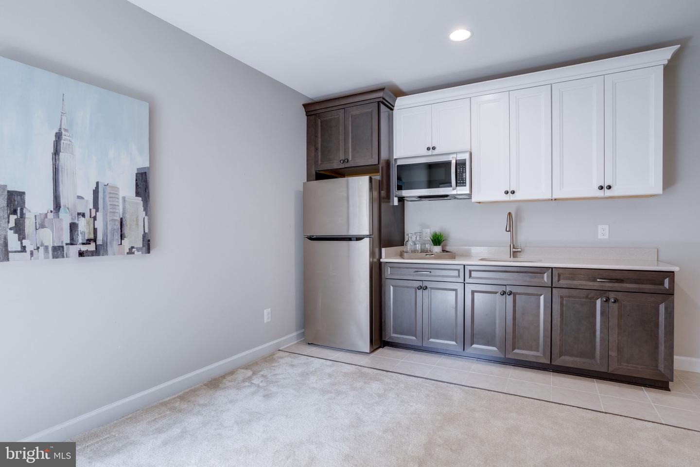 3139 SILVAN WOODS DR, FAIRFAX, Virginia 22031, 7 Bedrooms Bedrooms, ,5 BathroomsBathrooms,Residential,For sale,3139 SILVAN WOODS DR,VAFX2253910 MLS # VAFX2253910