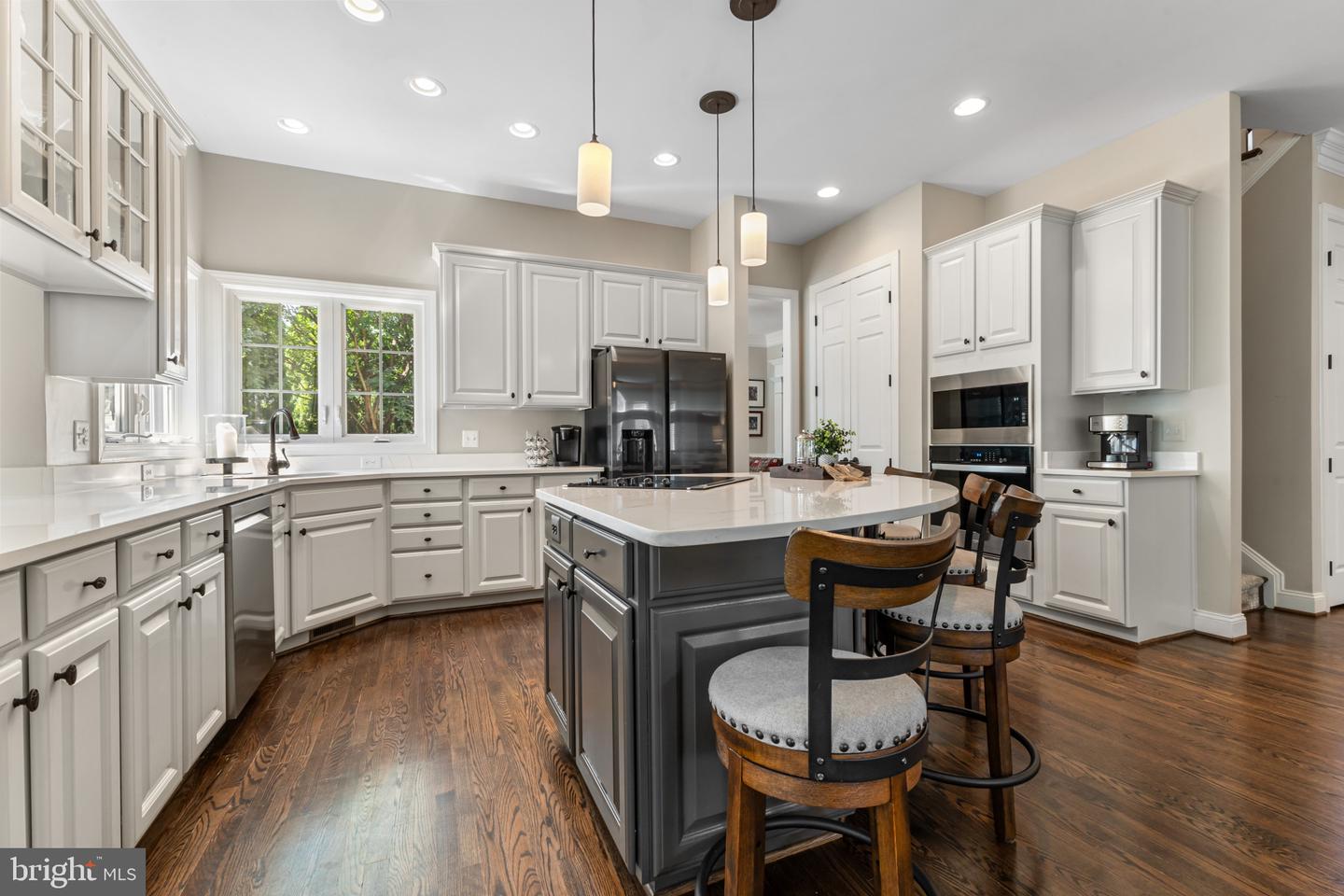 8353 ROXBOROUGH LOOP, GAINESVILLE, Virginia 20155, 5 Bedrooms Bedrooms, ,3 BathroomsBathrooms,Residential,For sale,8353 ROXBOROUGH LOOP,VAPW2098716 MLS # VAPW2098716