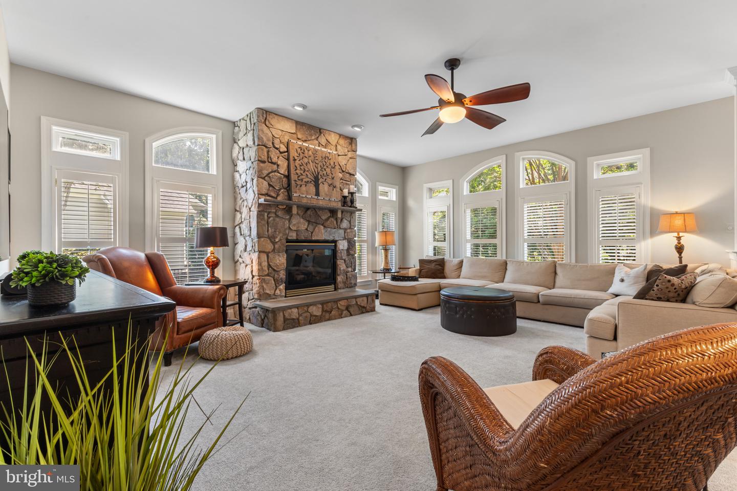 8353 ROXBOROUGH LOOP, GAINESVILLE, Virginia 20155, 5 Bedrooms Bedrooms, ,3 BathroomsBathrooms,Residential,For sale,8353 ROXBOROUGH LOOP,VAPW2098716 MLS # VAPW2098716