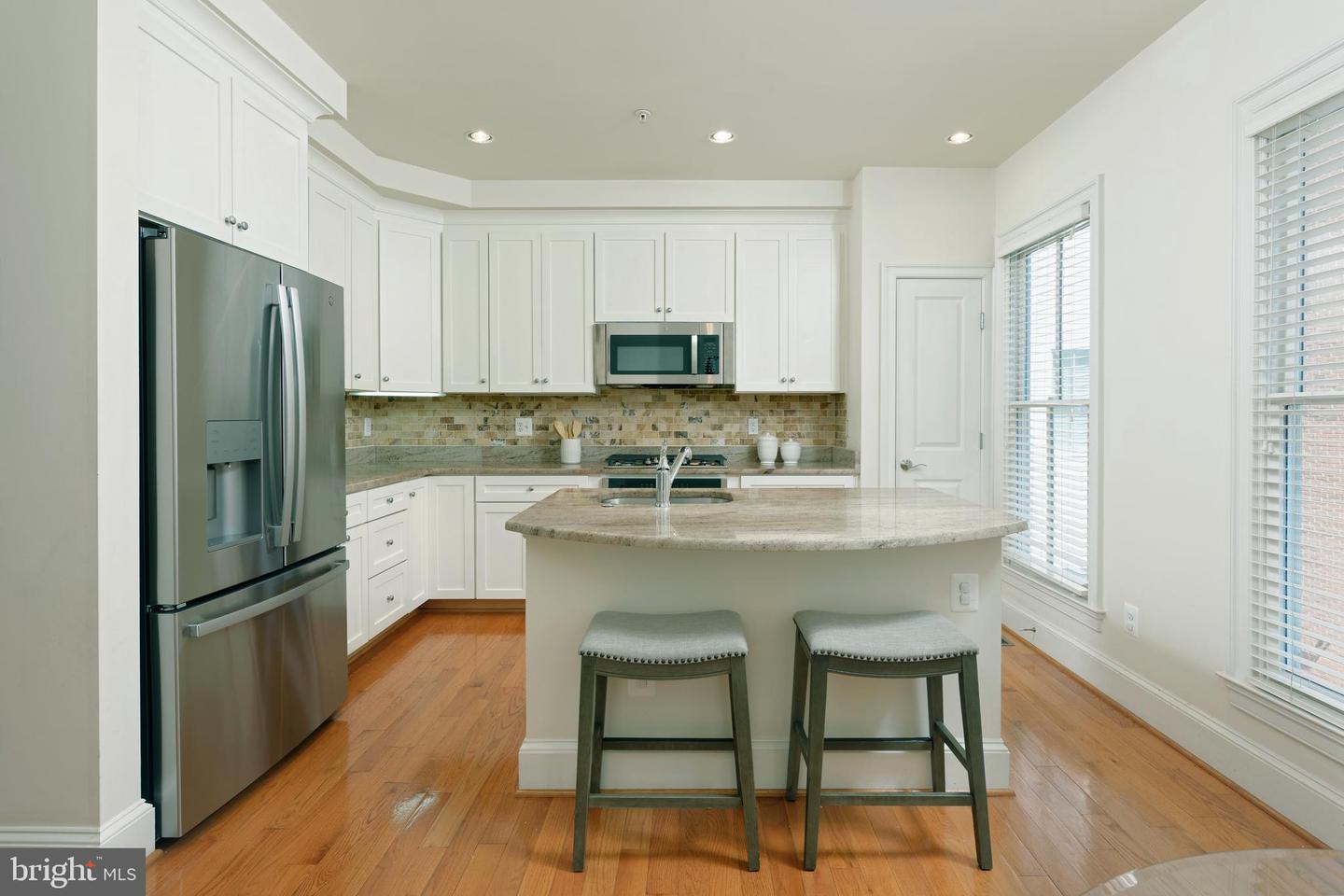 421 ORONOCO ST, ALEXANDRIA, Virginia 22314, 3 Bedrooms Bedrooms, ,3 BathroomsBathrooms,Residential,For sale,421 ORONOCO ST,VAAX2047294 MLS # VAAX2047294