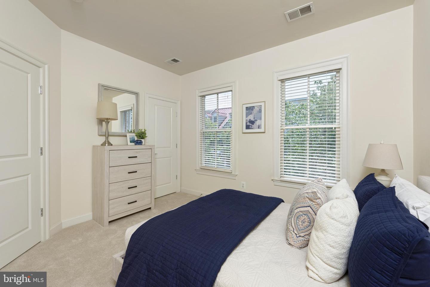 421 ORONOCO ST, ALEXANDRIA, Virginia 22314, 3 Bedrooms Bedrooms, ,3 BathroomsBathrooms,Residential,For sale,421 ORONOCO ST,VAAX2047294 MLS # VAAX2047294