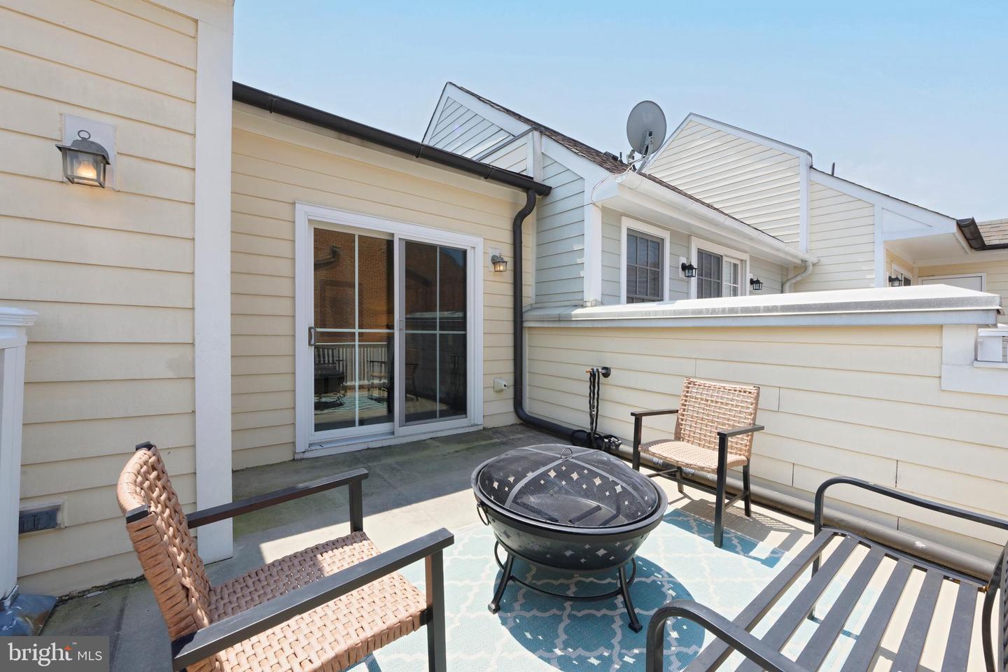 421 ORONOCO ST, ALEXANDRIA, Virginia 22314, 3 Bedrooms Bedrooms, ,3 BathroomsBathrooms,Residential,For sale,421 ORONOCO ST,VAAX2047294 MLS # VAAX2047294