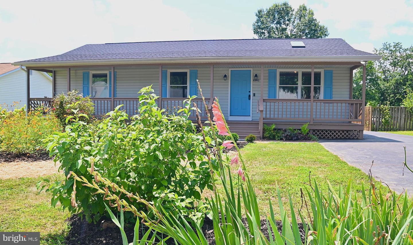 10942 RUGBY DR, BEALETON, Virginia 22712, 3 Bedrooms Bedrooms, ,2 BathroomsBathrooms,Residential,For sale,10942 RUGBY DR,VAFQ2017376 MLS # VAFQ2017376