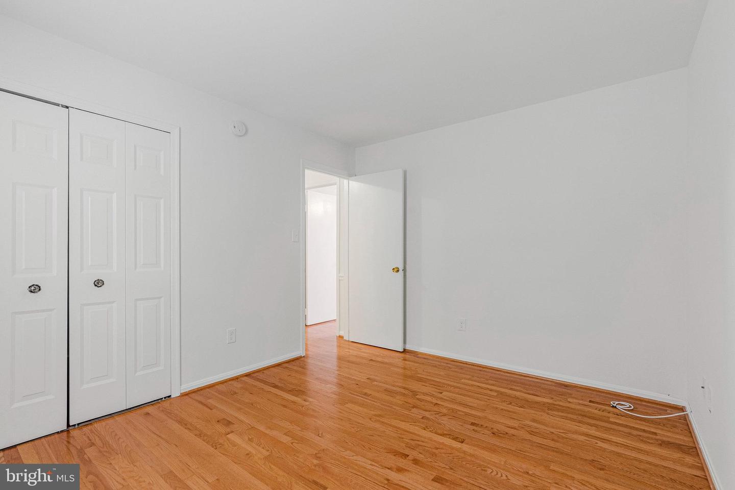 5216 DUNLEIGH DR, BURKE, Virginia 22015, 5 Bedrooms Bedrooms, ,3 BathroomsBathrooms,Residential,For sale,5216 DUNLEIGH DR,VAFX2254422 MLS # VAFX2254422