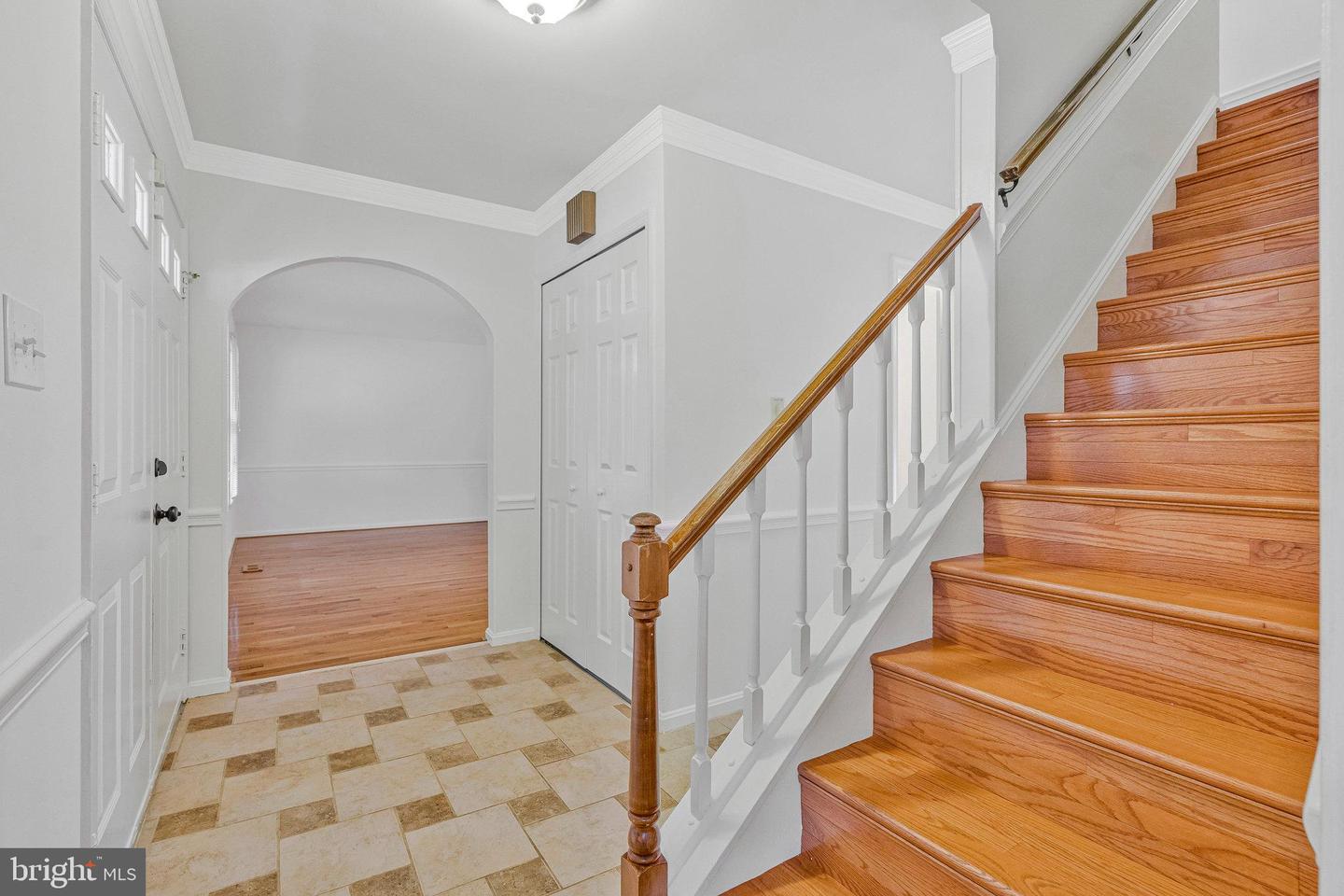 5216 DUNLEIGH DR, BURKE, Virginia 22015, 5 Bedrooms Bedrooms, ,3 BathroomsBathrooms,Residential,For sale,5216 DUNLEIGH DR,VAFX2254422 MLS # VAFX2254422