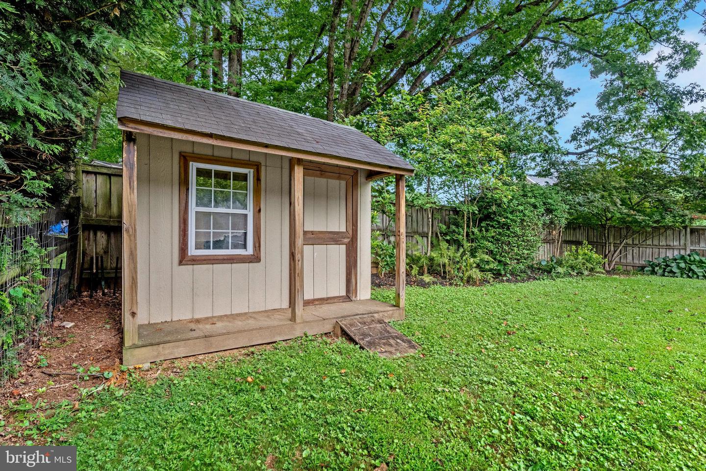 5216 DUNLEIGH DR, BURKE, Virginia 22015, 5 Bedrooms Bedrooms, ,3 BathroomsBathrooms,Residential,For sale,5216 DUNLEIGH DR,VAFX2254422 MLS # VAFX2254422