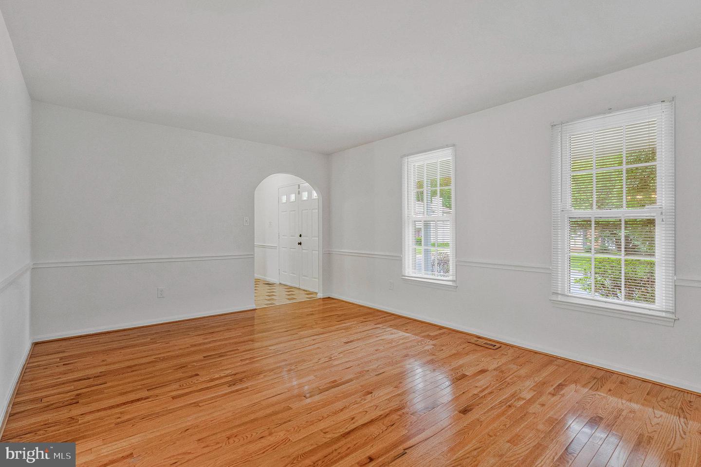 5216 DUNLEIGH DR, BURKE, Virginia 22015, 5 Bedrooms Bedrooms, ,3 BathroomsBathrooms,Residential,For sale,5216 DUNLEIGH DR,VAFX2254422 MLS # VAFX2254422