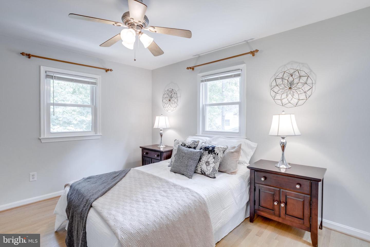 8916 KARVER LN, ANNANDALE, Virginia 22003, 6 Bedrooms Bedrooms, ,3 BathroomsBathrooms,Residential,For sale,8916 KARVER LN,VAFX2254550 MLS # VAFX2254550