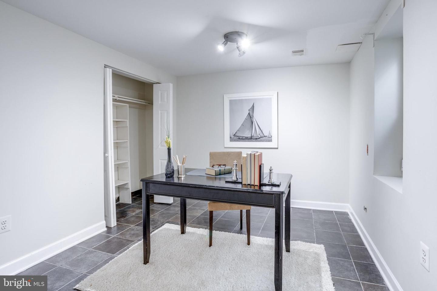 8916 KARVER LN, ANNANDALE, Virginia 22003, 6 Bedrooms Bedrooms, ,3 BathroomsBathrooms,Residential,For sale,8916 KARVER LN,VAFX2254550 MLS # VAFX2254550