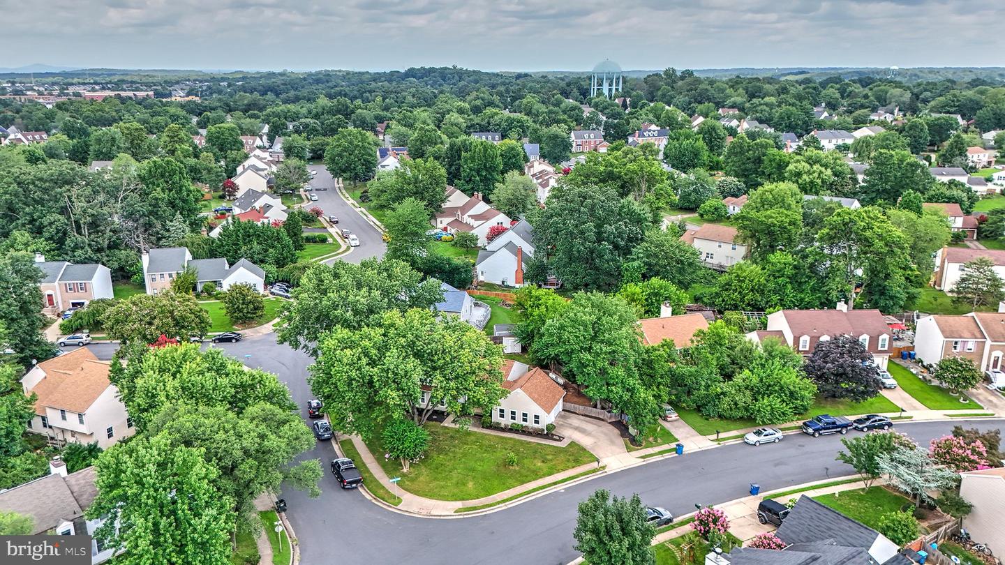 2015 MALEADY DR, HERNDON, Virginia 20170, 4 Bedrooms Bedrooms, ,3 BathroomsBathrooms,Residential,For sale,2015 MALEADY DR,VAFX2254614 MLS # VAFX2254614