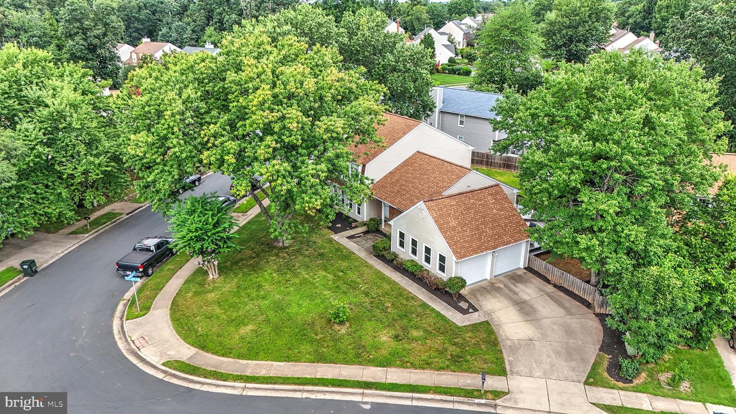 2015 MALEADY DR, HERNDON, Virginia 20170, 4 Bedrooms Bedrooms, ,3 BathroomsBathrooms,Residential,For sale,2015 MALEADY DR,VAFX2254614 MLS # VAFX2254614