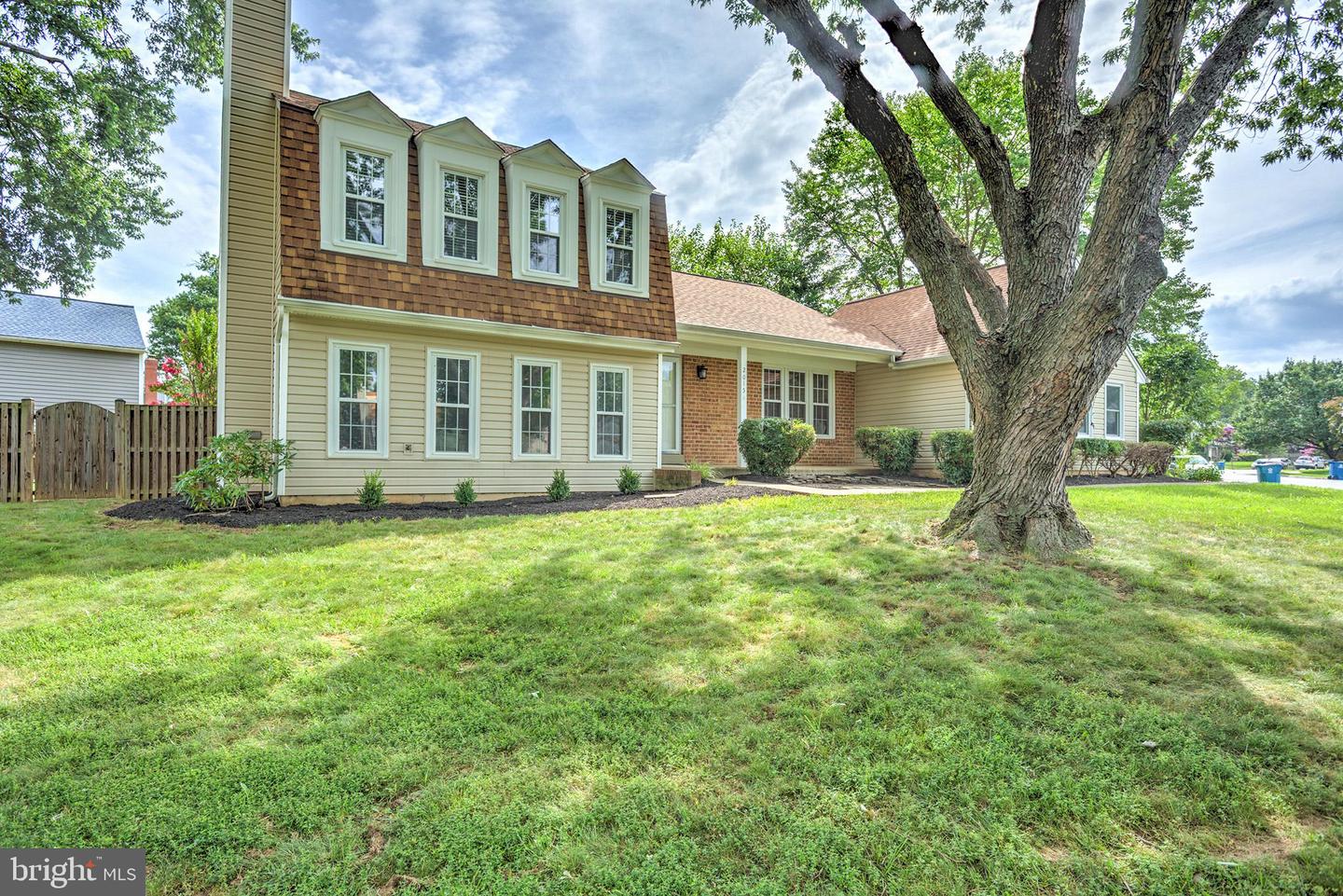 2015 MALEADY DR, HERNDON, Virginia 20170, 4 Bedrooms Bedrooms, ,3 BathroomsBathrooms,Residential,For sale,2015 MALEADY DR,VAFX2254614 MLS # VAFX2254614