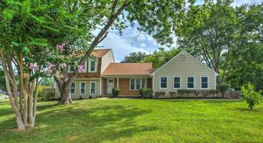 2015 MALEADY DR, HERNDON, Virginia 20170, 4 Bedrooms Bedrooms, ,3 BathroomsBathrooms,Residential,For sale,2015 MALEADY DR,VAFX2254614 MLS # VAFX2254614