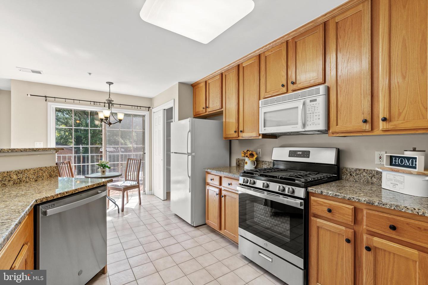 11846 BRETON CT #19B, RESTON, Virginia 20191, 2 Bedrooms Bedrooms, ,2 BathroomsBathrooms,Residential,For sale,11846 BRETON CT #19B,VAFX2254712 MLS # VAFX2254712