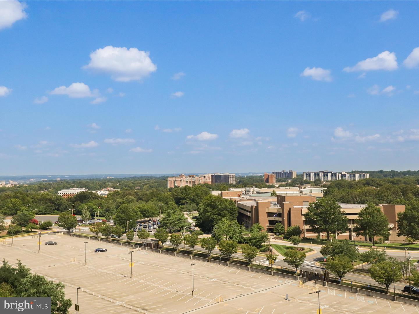 3713 S GEORGE MASON DR #1204 W, FALLS CHURCH, Virginia 22041, 2 Bedrooms Bedrooms, ,2 BathroomsBathrooms,Residential,For sale,3713 S GEORGE MASON DR #1204 W,VAFX2254758 MLS # VAFX2254758