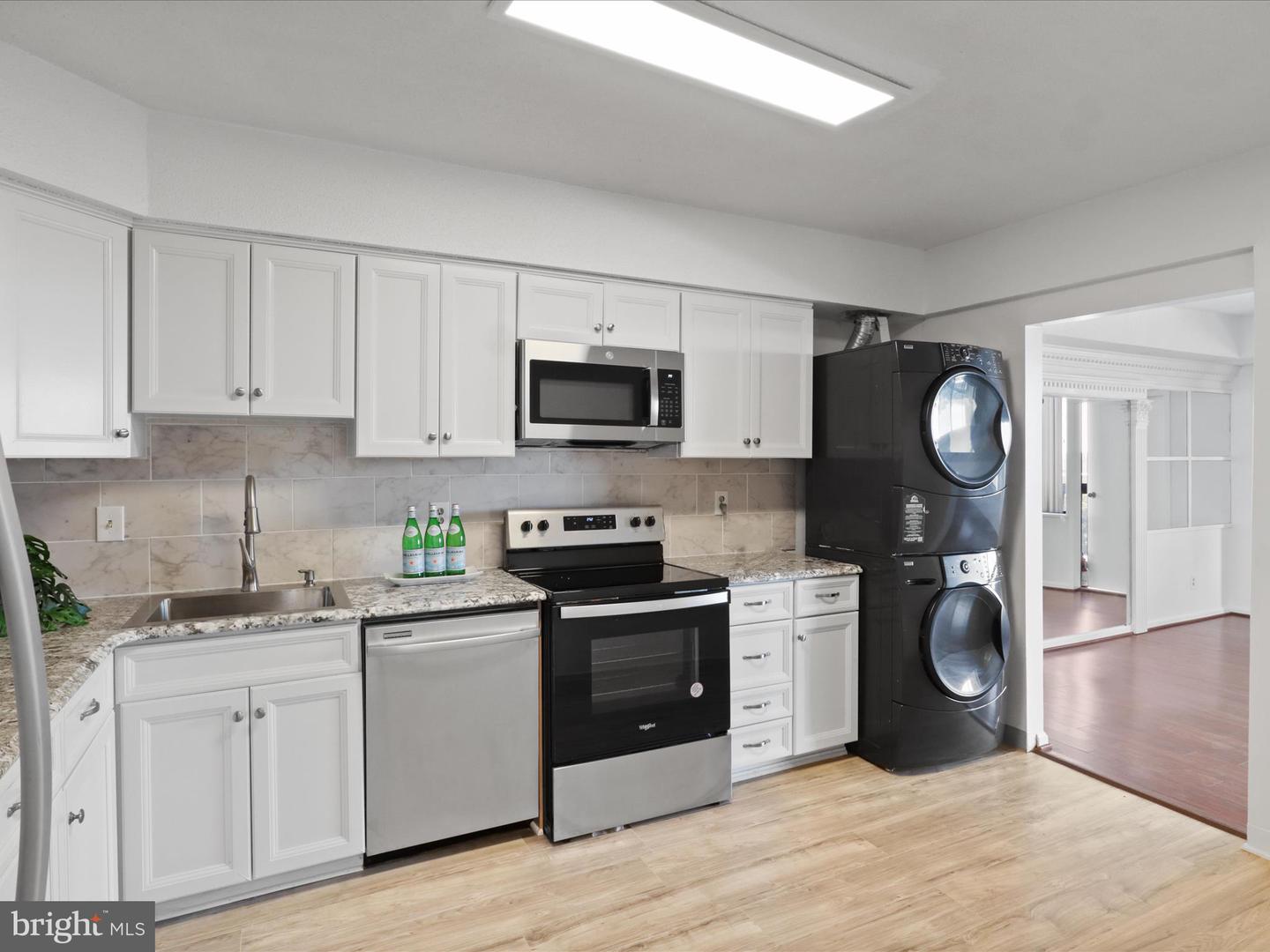 3713 S GEORGE MASON DR #1204 W, FALLS CHURCH, Virginia 22041, 2 Bedrooms Bedrooms, ,2 BathroomsBathrooms,Residential,For sale,3713 S GEORGE MASON DR #1204 W,VAFX2254758 MLS # VAFX2254758